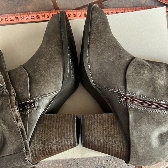 NEW* Jellypop "Roslyn" Tall Boots - Picture 11 of 11